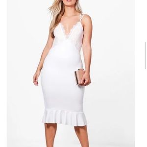 Plus boutique lace detail peplum hem dress